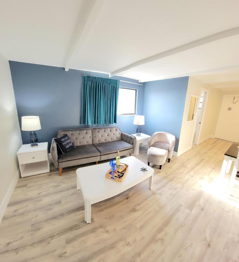 Satellite Motel Сейнт Пийт Бийч Екстериор снимка