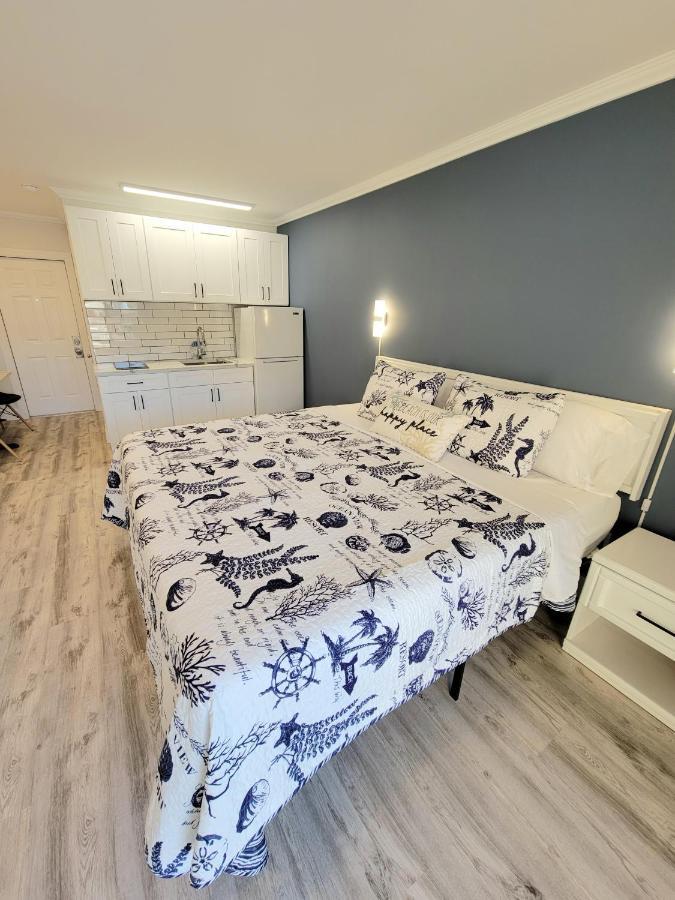 Satellite Motel Сейнт Пийт Бийч Екстериор снимка
