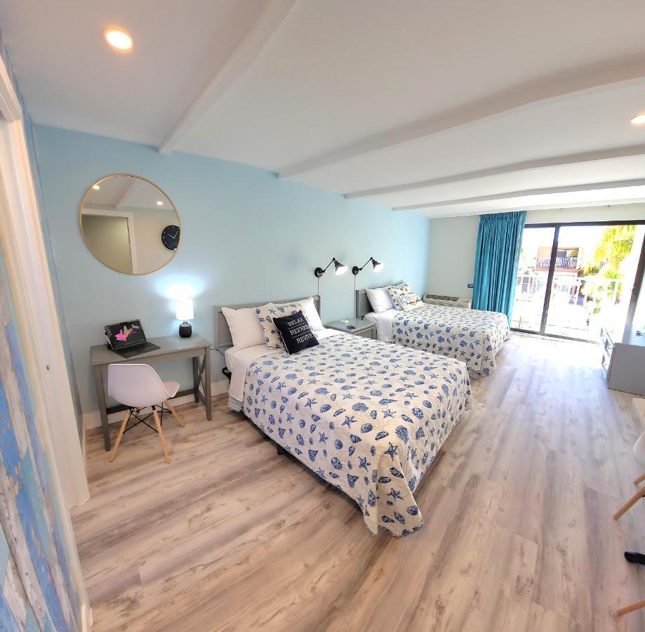 Satellite Motel Сейнт Пийт Бийч Екстериор снимка