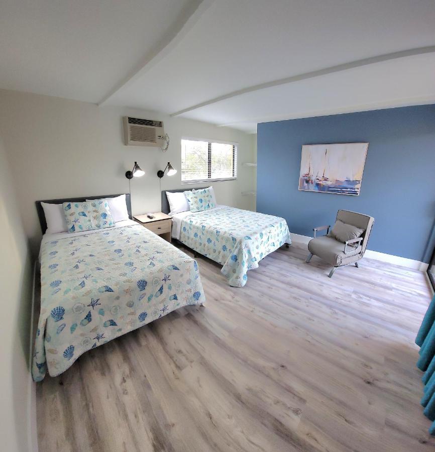 Satellite Motel Сейнт Пийт Бийч Екстериор снимка