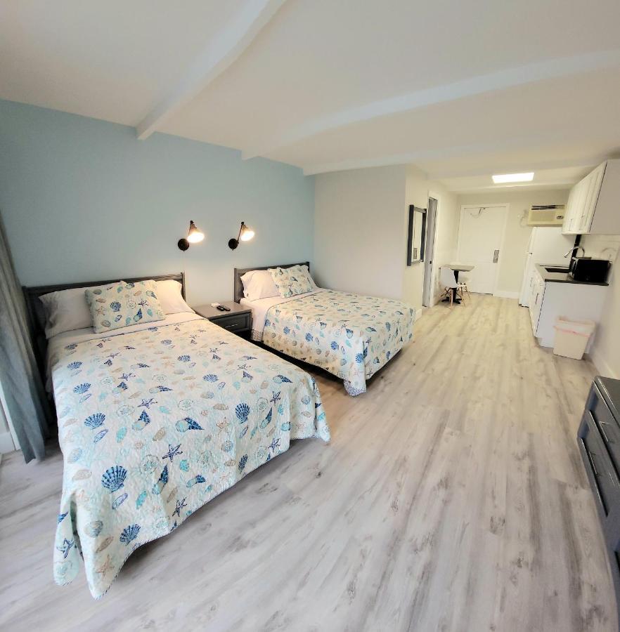 Satellite Motel Сейнт Пийт Бийч Екстериор снимка