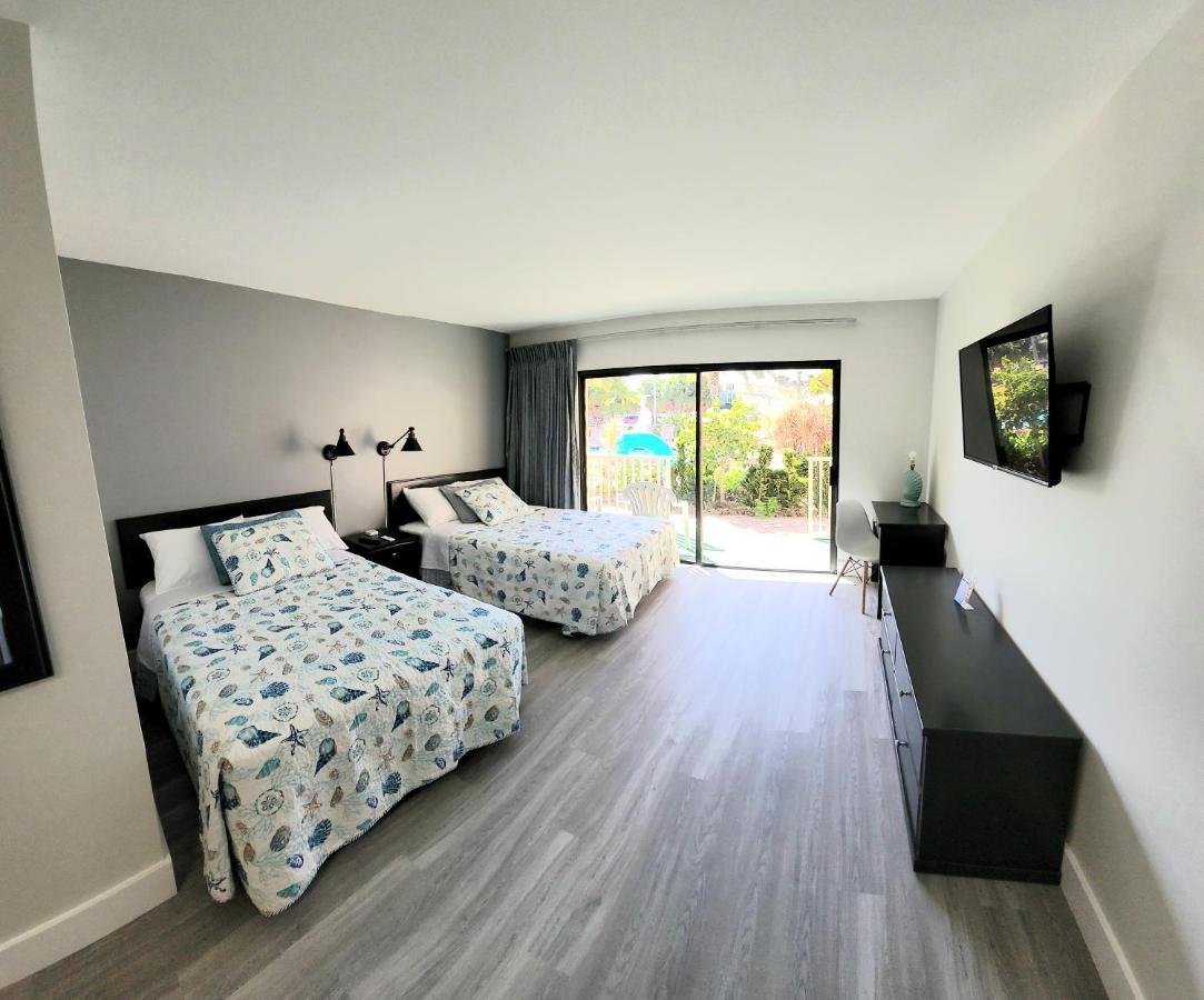 Satellite Motel Сейнт Пийт Бийч Екстериор снимка
