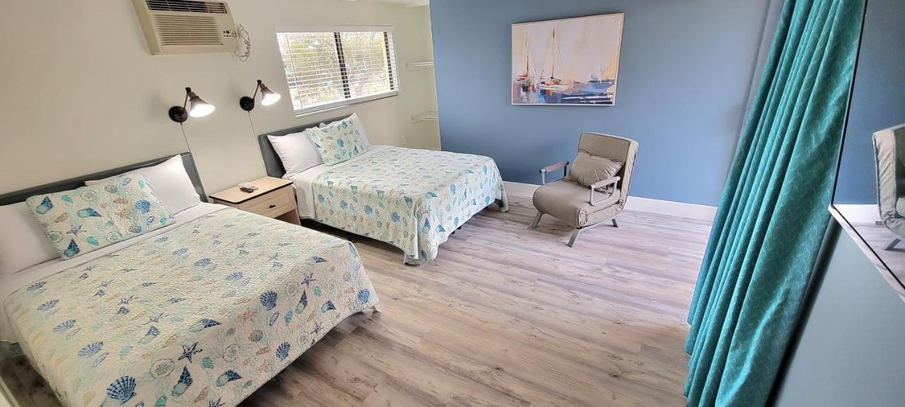 Satellite Motel Сейнт Пийт Бийч Екстериор снимка
