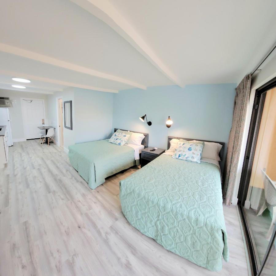 Satellite Motel Сейнт Пийт Бийч Екстериор снимка